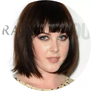 Alexandra Roach