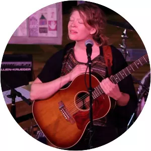 Alexandra Sauser-Monnig - Musician