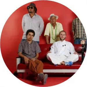 Alexandre Dengue - Musician