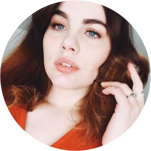 Alexandria Crahan photograph