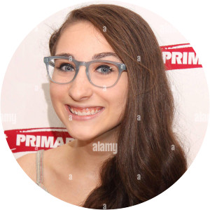 Alexis Molnar - Actor