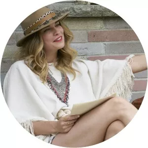 Alexis Rose - Fictional character