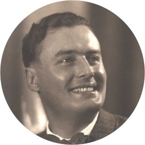 Alfred Pfeifle Singer