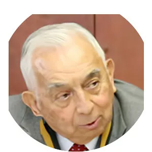 Alfredo Phillips Olmedo