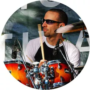 Ali Siadat - Musical artist