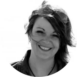 Ali Sinclair - Author