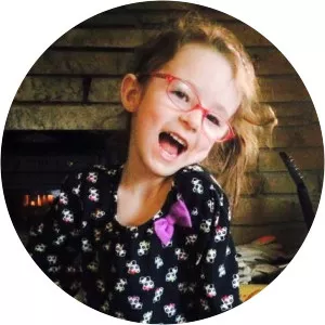 Aliannah Hope Simms photograph