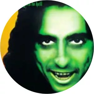 Alice Cooper Goes to Hell