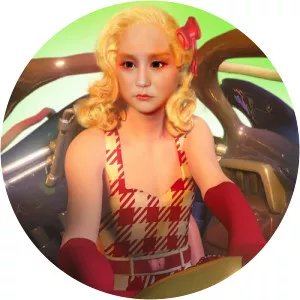 Alice Longyu Gao - Singer