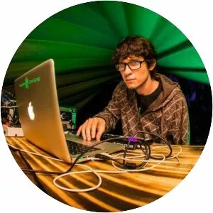 Alien Chaos - Musical artist