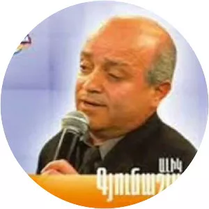 artur umroyan alik gyunashyan - Singer