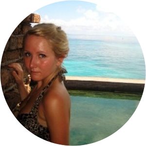 Alina Kalashnikova photograph