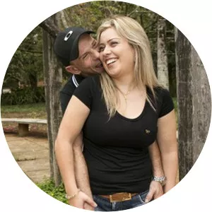 Aline Kezh photograph