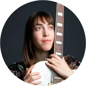 Alisa Amador - Singer