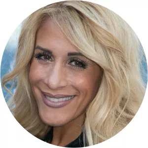 Alison Bedell - TV actress ‧ Skip Bedell's wife