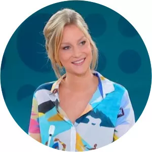 Alix Dauge - Television columnist