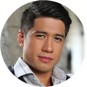 Aljur Abrenica