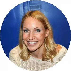 Alli Breen - Comedian