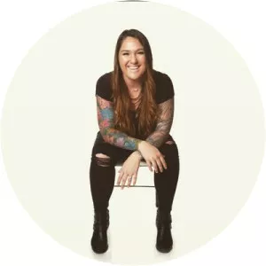 Allie Colleen - Singer