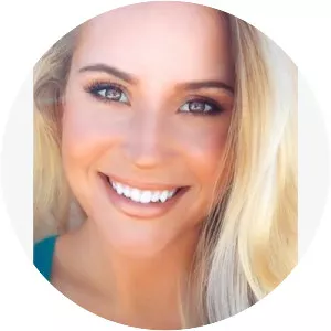 Ally Breedlove photograph