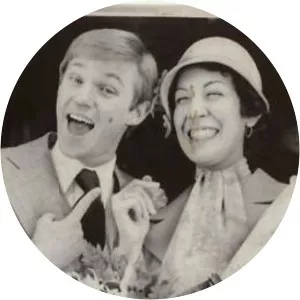 Alma Gonzales - Richard Thomas' ex-wife