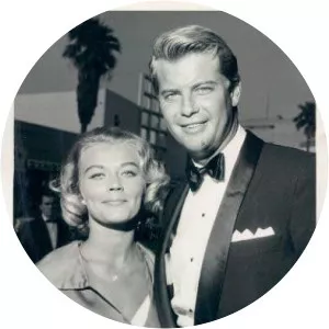 Alma Sharpe - Businessperson ‧ Troy Donahue's ex-wife