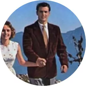 Almenrausch and Edelweiss - 1957 ‧ Comedy ‧ 1h 25m