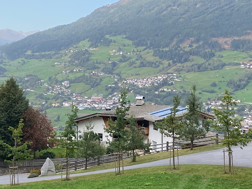 Alpenraich - Indoor lodging in Arzl im Pitztal, Austria
