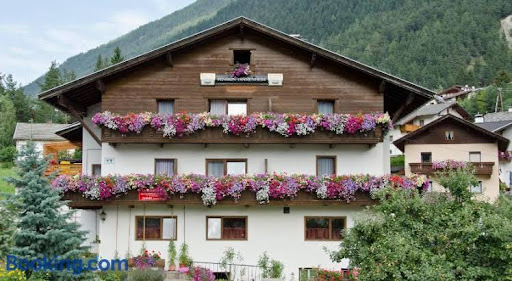 Alpensport Appartement Stubai - Holiday apartment rental in Neustift im Stubaital, Austria