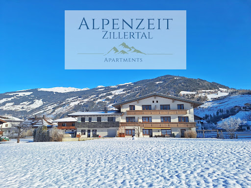Alpenzeit Zillertal Apartments - Holiday apartment in Zell am Ziller, Austria