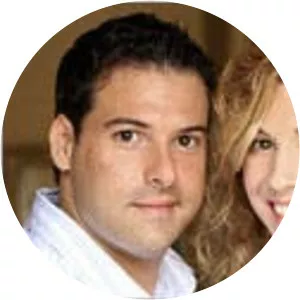 Alphonso Anthony Scotti - Physician assistant ‧ Eve Behar's husband