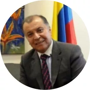 Alvaro Pava Musician