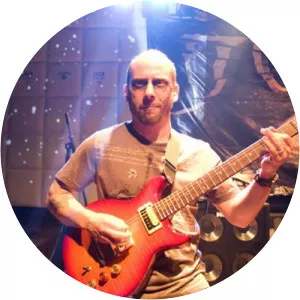 Álvaro Soms - Guitarist