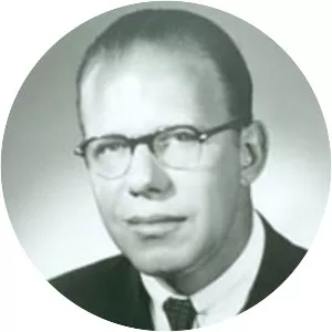 Alvin Morell Bentley - Politician