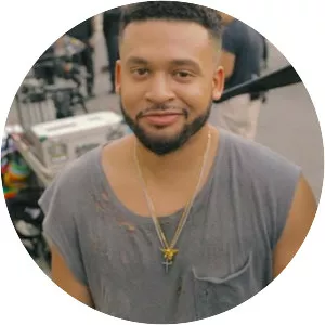 Alx Veliz - Canadian singer