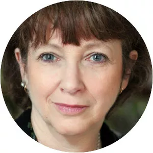 Alyson Spiro - British actress