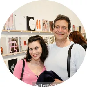 Amanda Benefiel - Paul Attanasio's wife