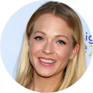 Amanda Clayton - American actress