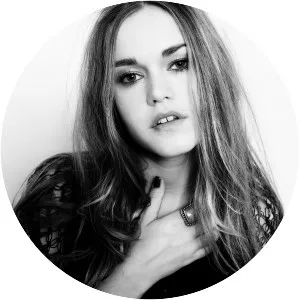 Amanda Mair - Swedish singer