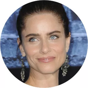 Amanda Peet - American actress