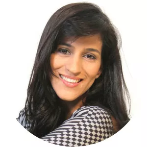 Amara Barros - Musician