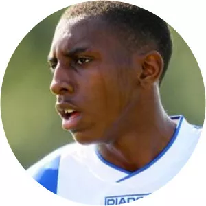 Amari'i Bell - Football player