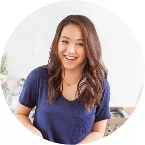 Amber Kelley - TV personality