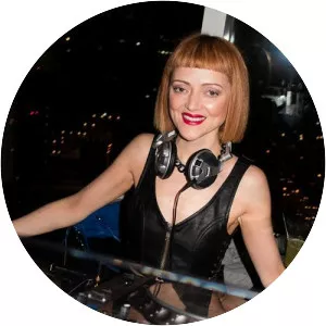 Amber Valentine - Musical artist