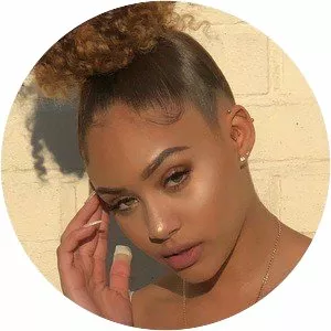 Amelia Monet - Musical artist