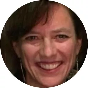 Amelie Poinssot - Author