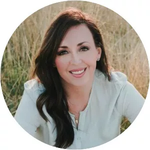 Amie Dockery - Author