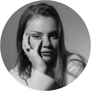 Amilli - Musical artist