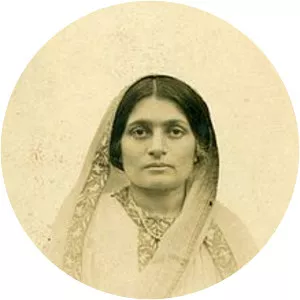 Amina Hydari - Indian social worker