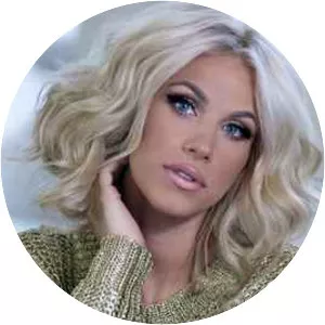 Amna - Romanian singer